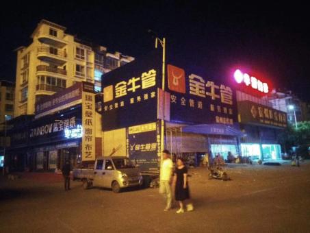 四点告诉你凤凰市场门头招牌设计的重要性！