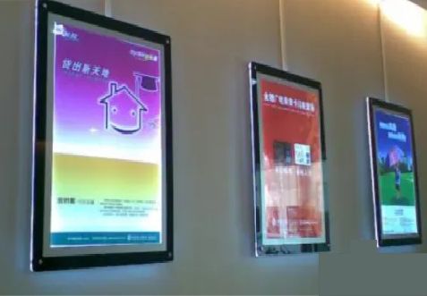 凤凰什么是超薄灯箱?