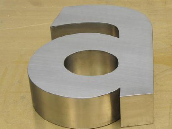 凤凰不锈钢字制作介绍。