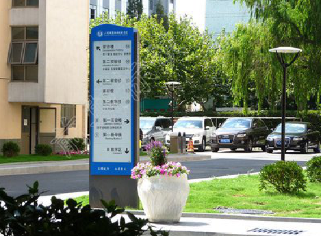 凤凰传统的学校标识系统有什么问题？